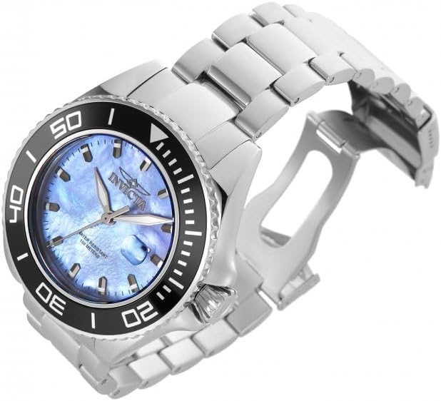 Invicta Men's 23067 Pro Diver Analog Display Japanese Quartz Silver Watch