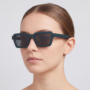 Calvin Klein Ckj25622s Cat Eye Sunglasses for Women — interior view, Non-Polarized lens detail