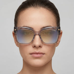 Carrera 3037/S Butterfly Sunglasses for Women — interior view, Non-Polarized lens detail