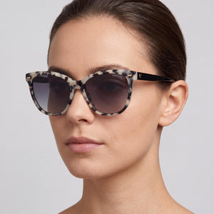Carrera 3043/S Square Sunglasses for Women — interior view, Polarized lens detail