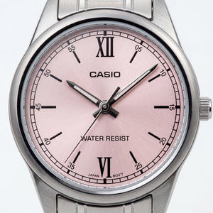 Casio LTP-V005D-4B2 Women's Watch — front view, Quartz movement 28mm