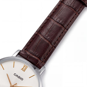 Casio LTP-VT01L-7B2UDF Women's Watch — front view, Quartz movement 40mm