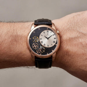 Christian Van Sant Men's Watch — side view, Stainless Steel case 40mm