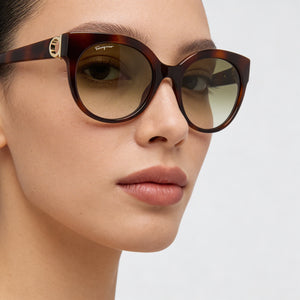 Ferragamo Gancini-sf1031sl Round Sunglasses for Women — interior view, Clear lens detail