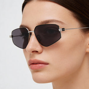 Givenchy GV40046U Rectangle Sunglasses for Women — interior view, Non-Polarized lens detail