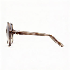 Guess Square Sunglasses for Women — front view, Plastic frame