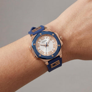Guess Modern Women's Watch — side view, Stainless Steel case 38mm