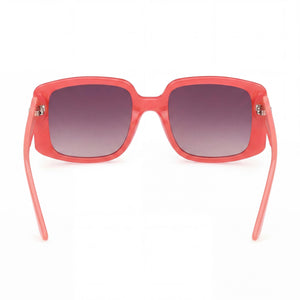 Guess Modern Square Sunglasses Unisex — side view, Non-Polarized Gradient Brown lens