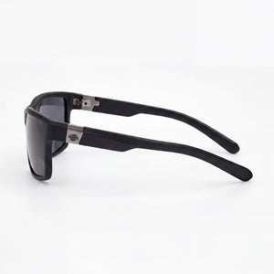 Harley-Davidson Hd00022 Shield Sunglasses Unisex — side view, Polarized Smoke lens