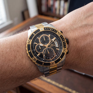 Invicta Pro Diver 22418 Men's Watch — side view, Stainless Steel case 40mm