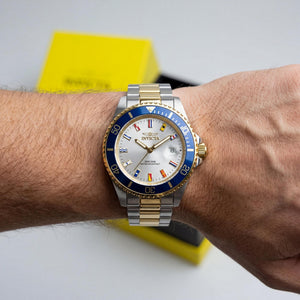 Invicta Pro Diver 49887 Unisex Watch — side view, Stainless Steel case 40mm