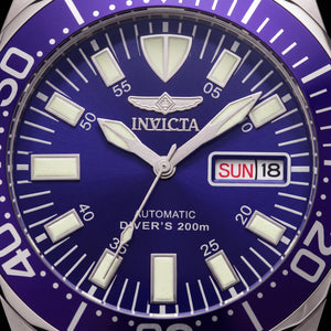 Invicta Pro Diver 7042 Men's Watch — front view, Automatic movement 40mm