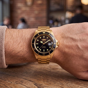 Invicta Pro Diver 8929OB Men's Watch — side view, Stainless Steel case 40mm