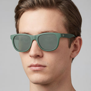 Lacoste Contemporary Green Sunglasses Unisex — lifestyle wear, everyday sun coverage
