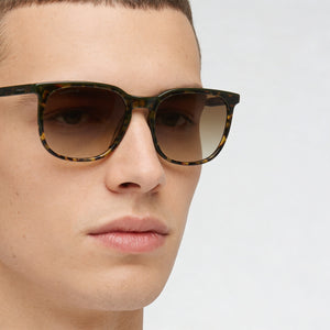 Lacoste L925S Green Sunglasses Unisex — lifestyle wear, beach and sunny outings
