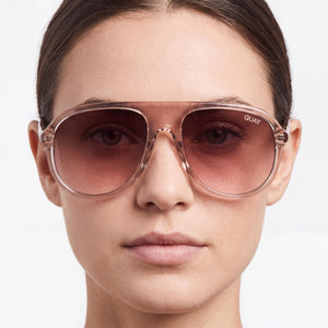 QUAY AUSTRALIA Aviator Sunglasses Women — side view, Non-Polarized Polycarbonate lens