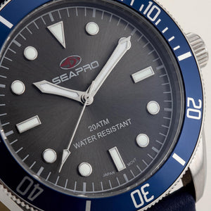 Seapro Men's Watch — front view, Quartz movement 40mm