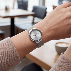 Skagen SKW2715 Women Watch — side view, Stainless Steel case 26mm
