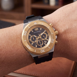 TechnoMarine TM-224018 Men's Watch — side view, Stainless Steel case 49mm
