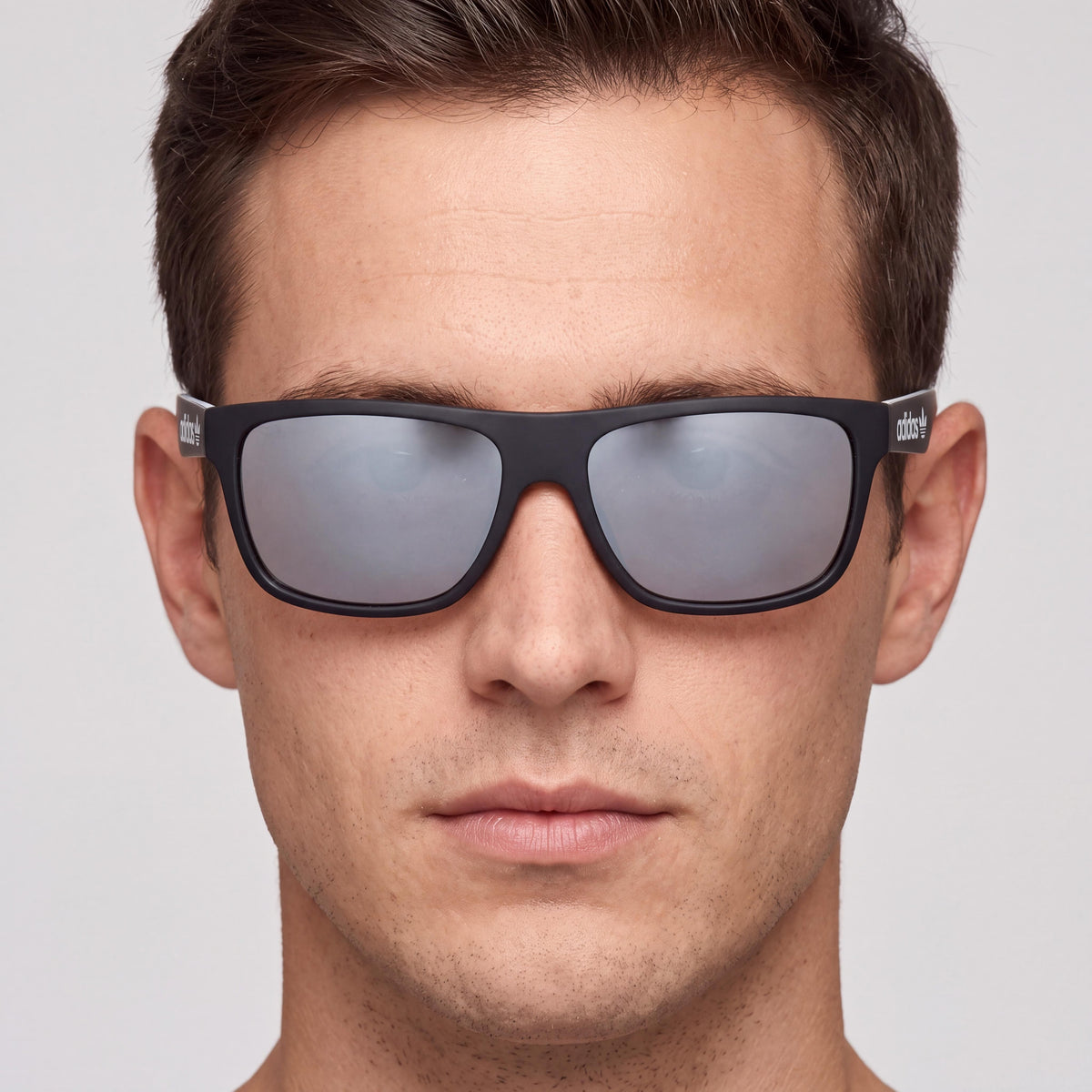 Gafas de sol adidas Originals para hombre con montura clásica de plástico TR90 en negro mate, lentes de espejo plateadas con protección UV, 59 mm, Photo 5