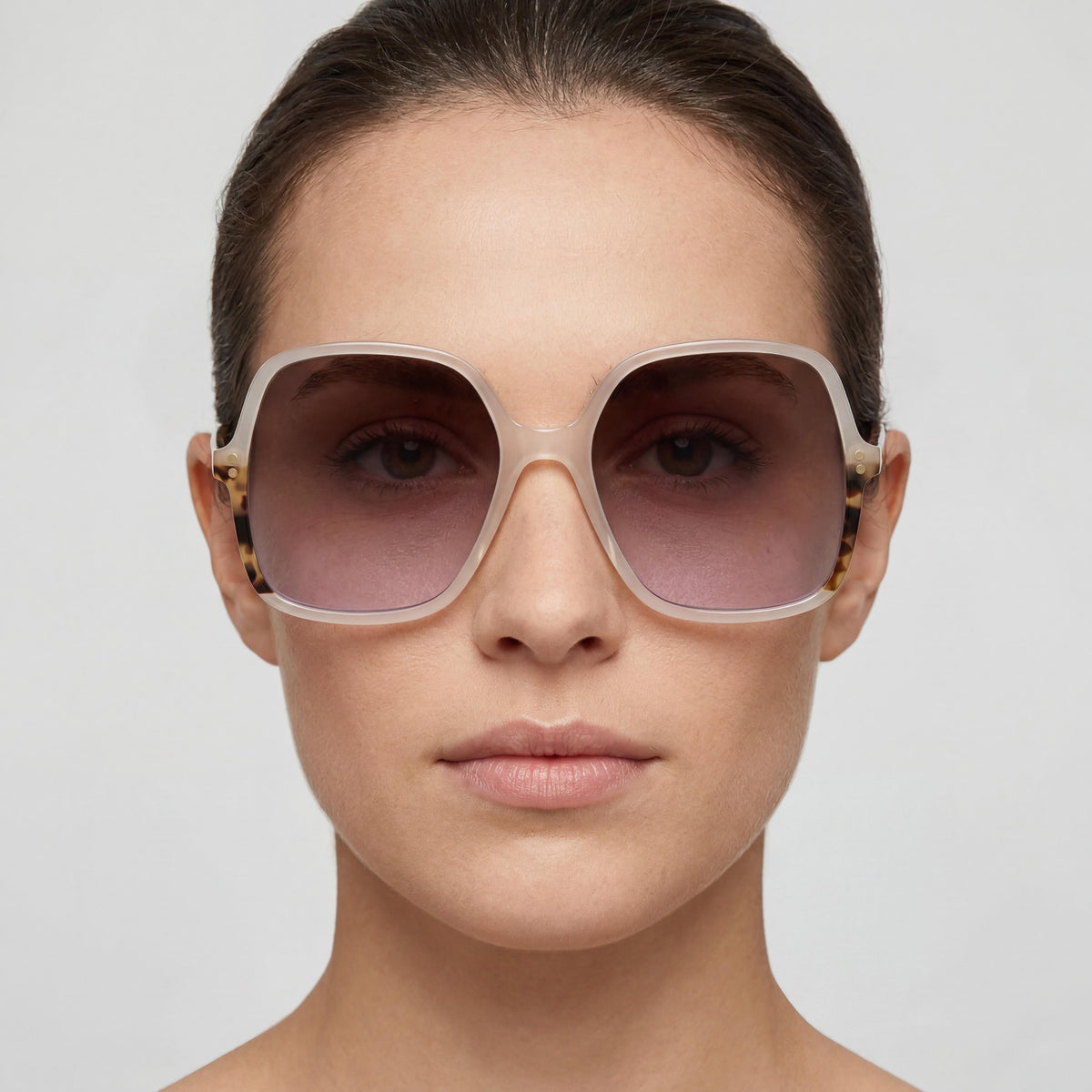 Gafas de sol Carolina Herrera Modern Ivory Butterfly para mujer, 56 mm, Photo 4