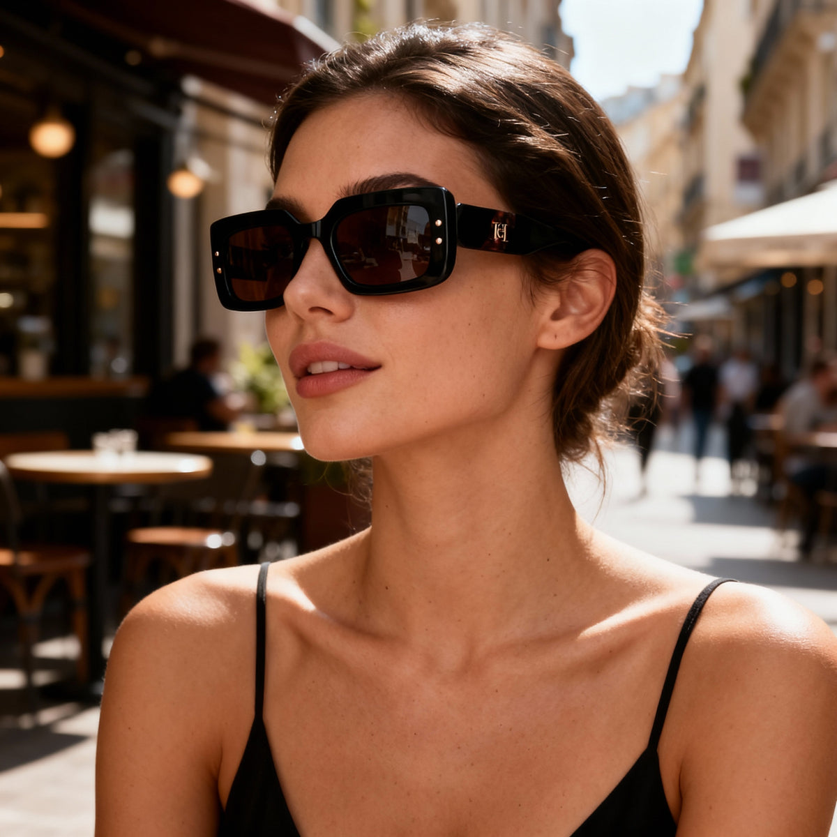 Carolina Herrera Seasonal Black Burgundy Sunglasses for Women, 50mm, Photo 4