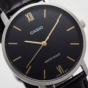 Casio Men's Watch — front view, Quartz movement 46mm