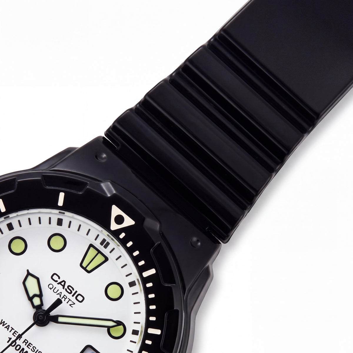 Casio LRW-200H-7E1VDF Women's Black Watch, 40mm, Photo 2