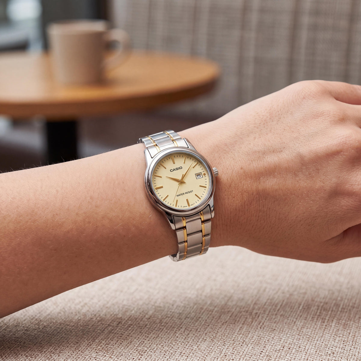 Casio LTP-V002SG-9AUDF Silver Watch for Women, 31mm, Photo 3