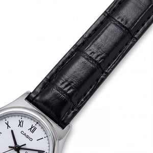 Casio LTP-V006L-7BUDF Women's Watch — front view, Quartz movement 25mm