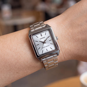 Casio LTP-V007D-7E Women's Watch — side view, Silver case 22mm