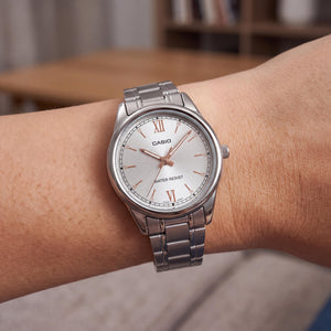 Casio Ltpv005D-7B2 Women's Watch — side view, Stainless Steel case 28mm