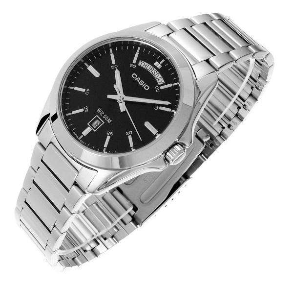 Casio Men’s Classic Analog Stainless Steel Watch – MTP-1370D-1A1VDF