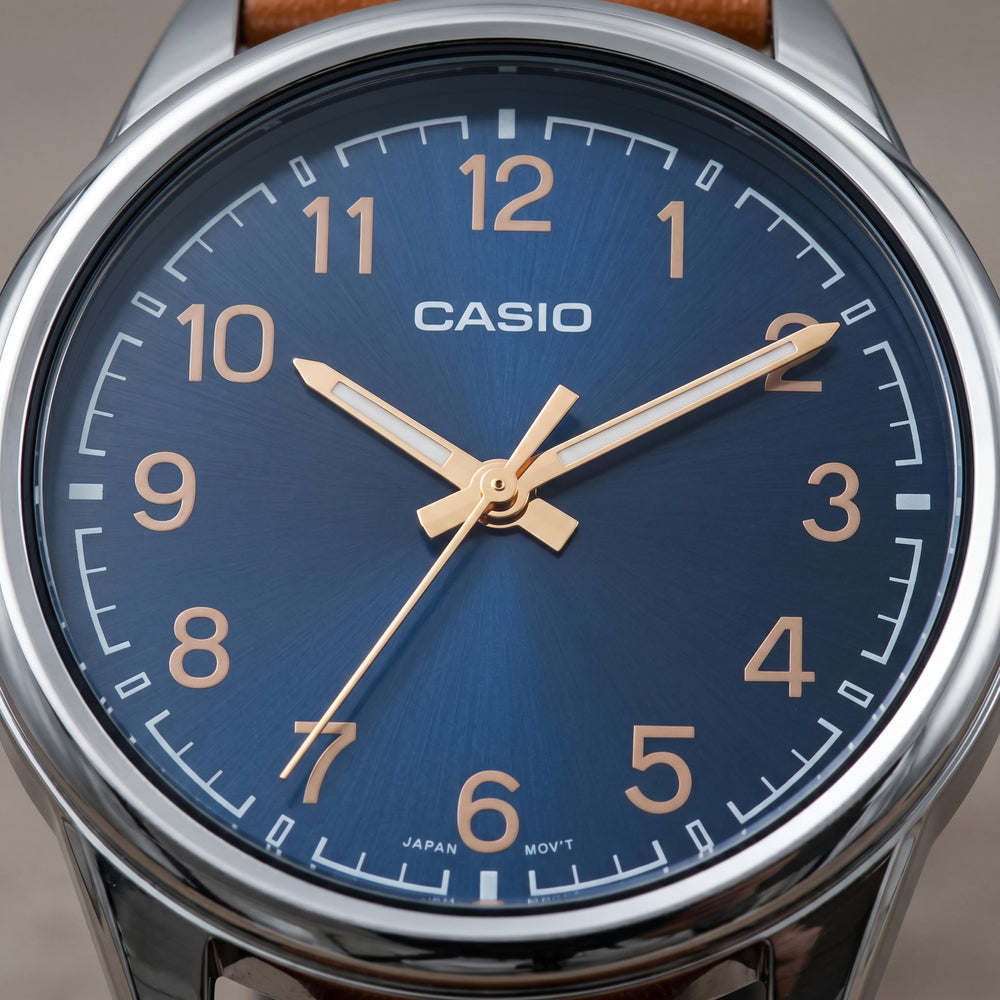 Casio Men's Watch — front view, Quartz movement 40mm