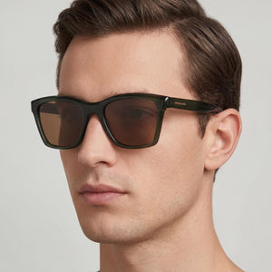 Ferragamo Sf2001s Green Sunglasses Men — lifestyle wear, travel to sunny destinations