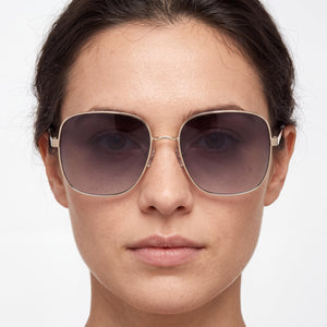 Fossil Fos 2133/G/S Gold Sunglasses Women — lifestyle wear, beach and water activities
