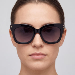 Fossil Fos 3153/G/S Black Sunglasses Women — lifestyle wear, rooftop evenings and sunset hours