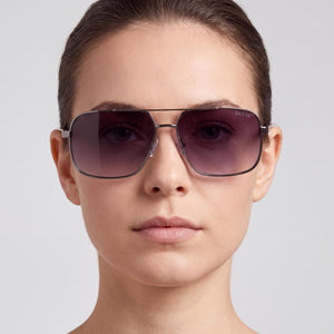 Guess GU00119 Aviator Sunglasses for Women — interior view, Non-Polarized lens detail