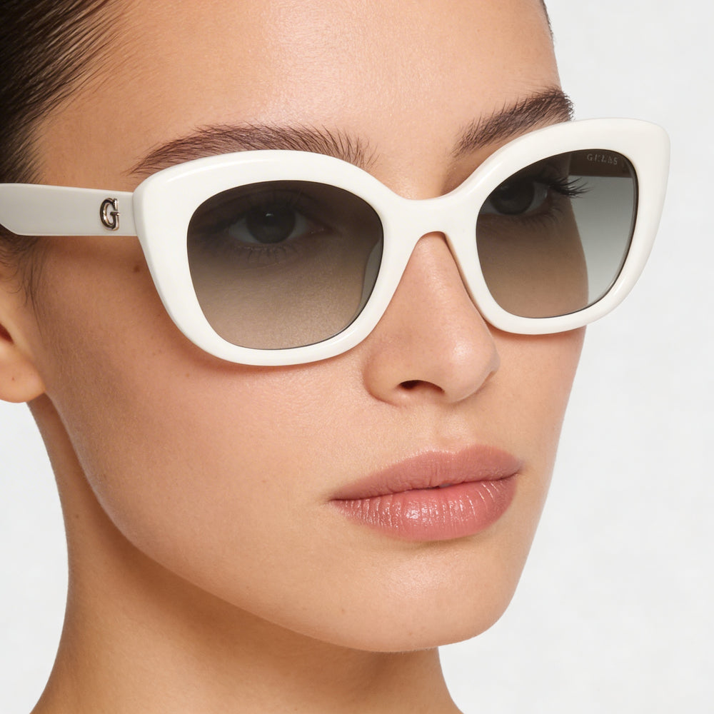 Guess GU00196 Square Sunglasses Women — side view, Non-Polarized Gradient Green lens