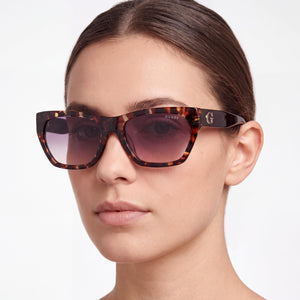 Guess GU00203-H Havana Sunglasses Unisex — lifestyle wear, garden parties and weekend brunches
