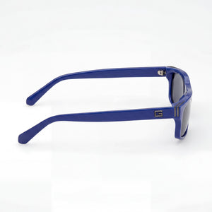 Guess GU00276 Rectangle Sunglasses Men — side view, Non-Polarized Smoke lens