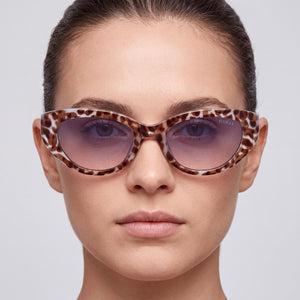 Guess GU7849 Cat Eye Sunglasses Women — side view, Non-Polarized Gradient Blue lens
