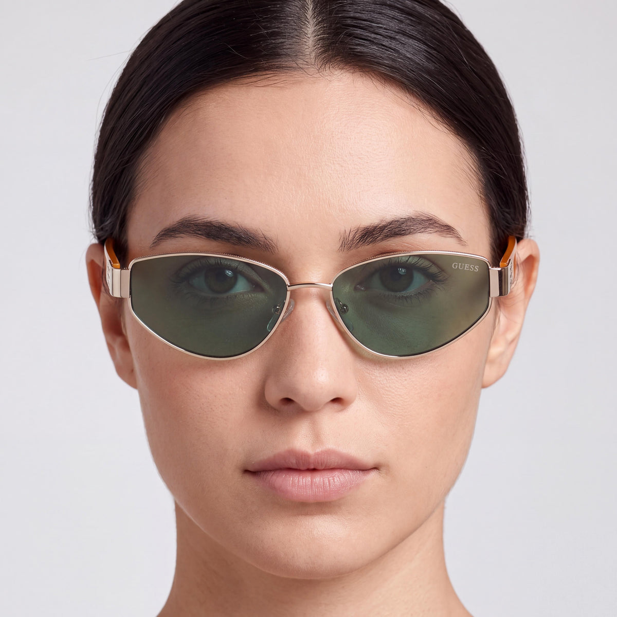 Gafas de sol GUESS GU8258 casuales para mujer, montura de metal dorado y verde, protección UV, lentes de 56 mm, Photo 4