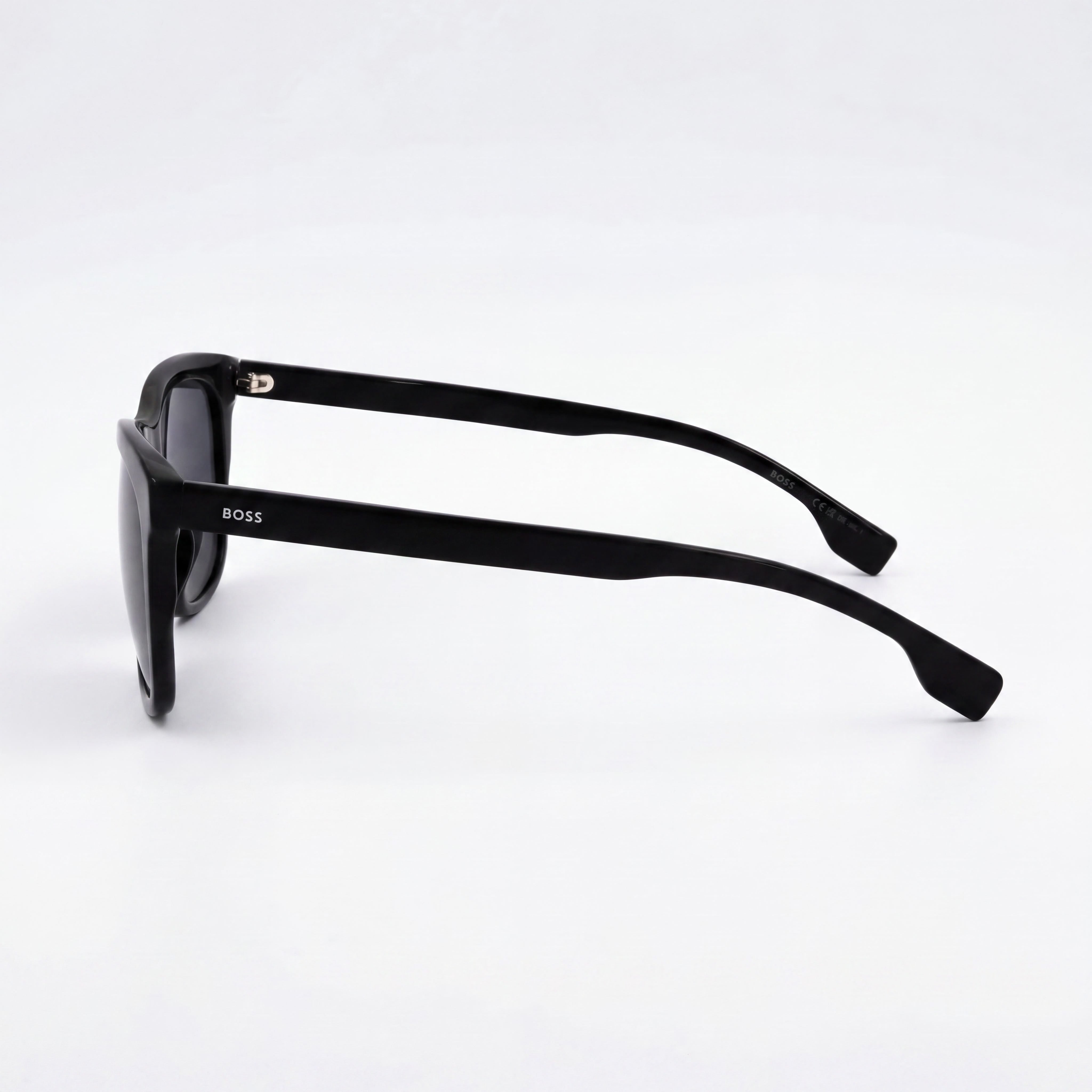 Gafas de sol Hugo Boss Classic de acetato negro para mujer, lentes de policarbonato negro degradado no polarizadas, puente de 20 mm, patillas de 145 mm, Photo 3