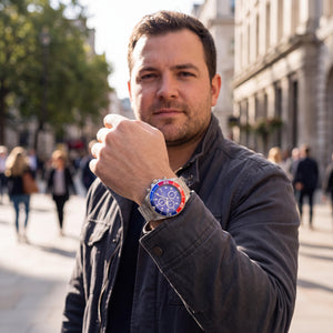 Invicta 1768 Pro Diver Men's Watch — face detail, Analog display