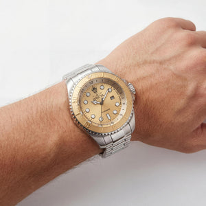 Invicta 44746 Unisex Watch — side view, Stainless Steel case 52mm