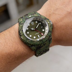 Invicta 45939 Men's Watch — side view, Steel case 52mm