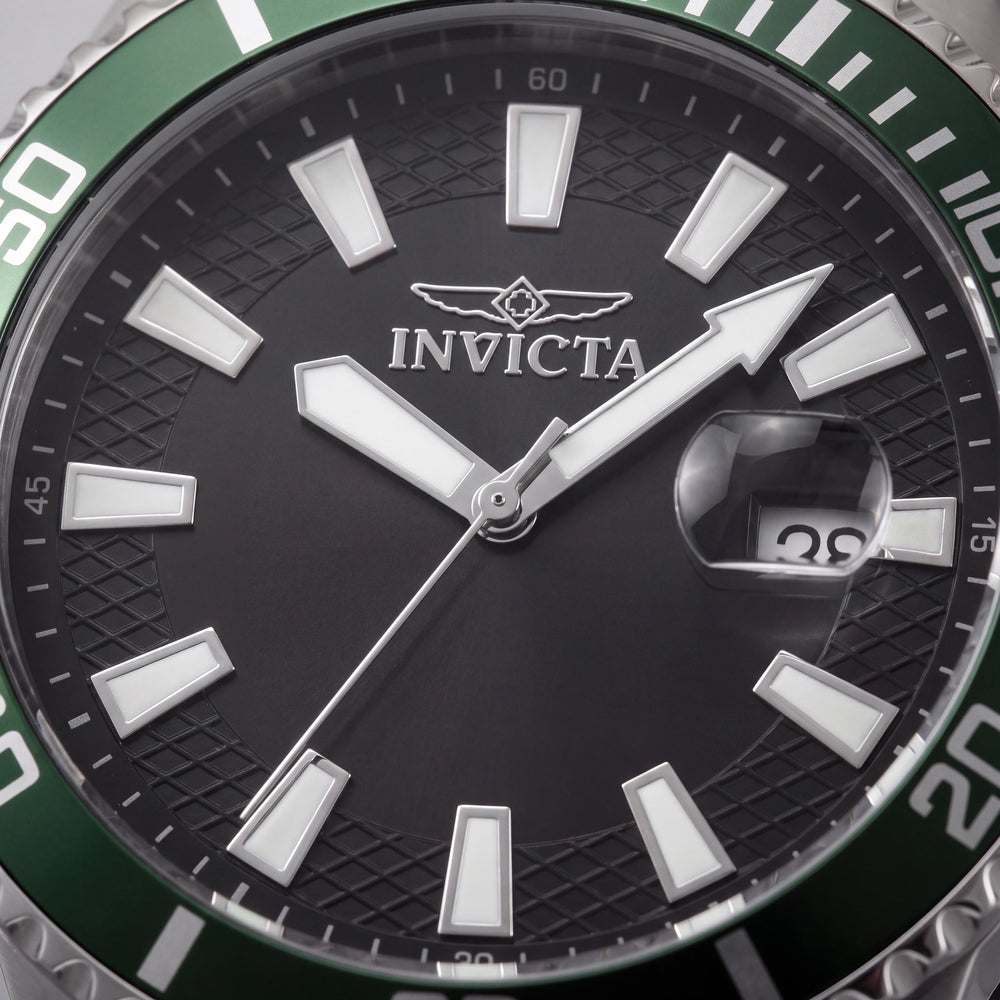 Invicta 46075 Unisex Watch — front view, Quartz movement 45mm