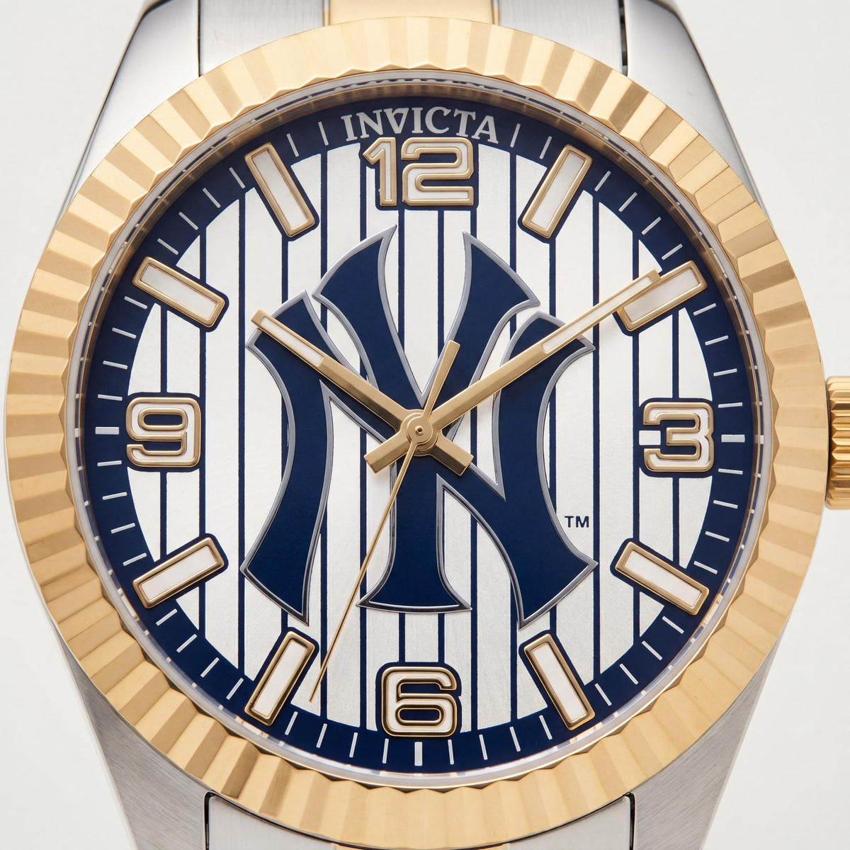 Invicta 49863 Unisex Silver Watch, 43mm, Photo 2