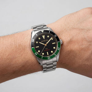 Invicta Pro Diver 34335 Men's Watch — side view, Stainless Steel case 40mm